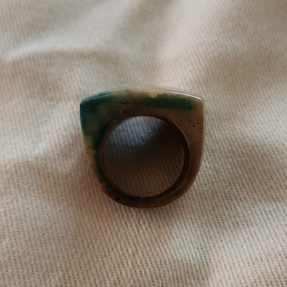 Unique statement ring - Picture 3 of 8